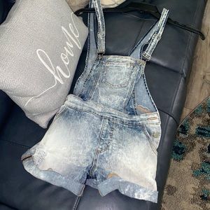 Bebe shortalls